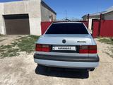 Volkswagen Vento 1993 года за 984 000 тг. в Уральск – фото 4