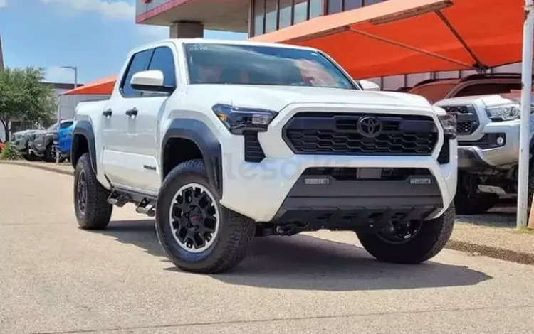 Toyota Tacoma 2024 года за 33 000 000 тг. в Караганда