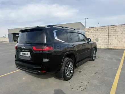 Toyota Land Cruiser 2023 года за 58 000 000 тг. в Актау – фото 3