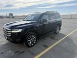 Toyota Land Cruiser 2023 года за 58 000 000 тг. в Актау
