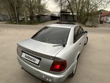 Audi A4 1995 года за 1 200 000 тг. в Алматы – фото 4