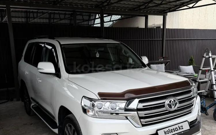 Toyota Land Cruiser 2019 года за 33 000 000 тг. в Алматы