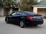 Hyundai Sonata 2011 годаfor6 200 000 тг. в Актау – фото 2