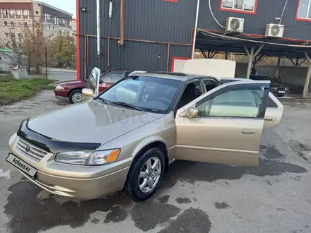 Toyota Camry 1997 года за 3 300 000 тг. в Алматы – фото 19