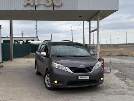 Toyota Sienna 2012 года за 5 900 000 тг. в Атырау – фото 2