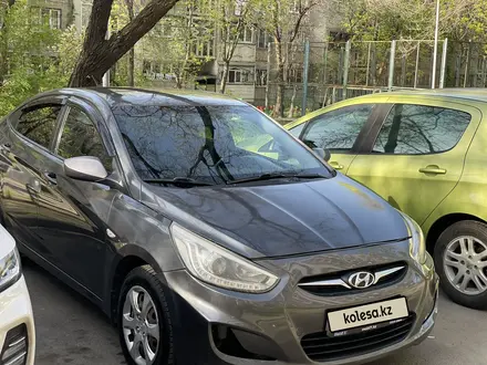 Hyundai Accent 2013 года за 4 850 000 тг. в Алматы – фото 2