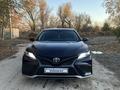 Toyota Camry 2021 годаүшін12 600 000 тг. в Уральск – фото 2