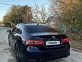 Toyota Camry 2021 годаүшін12 600 000 тг. в Уральск – фото 4