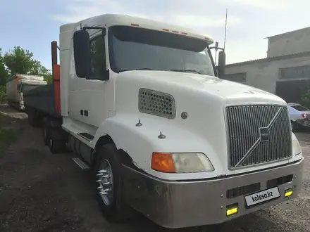 Volvo  VNL 2000 года за 16 000 000 тг. в Караганда – фото 3