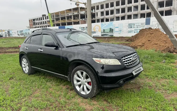 Infiniti FX35 2003 годаfor6 000 000 тг. в Астана