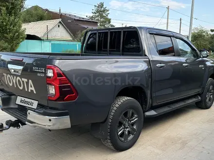 Toyota Hilux 2022 года за 24 000 000 тг. в Актобе – фото 2