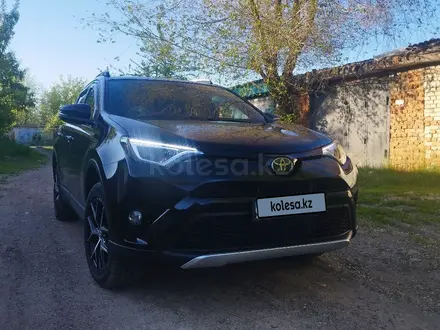 Toyota RAV4 2017 годаүшін12 300 000 тг. в Уральск