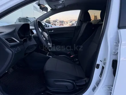 Hyundai Accent 2021 года за 8 390 000 тг. в Караганда – фото 22