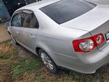 Volkswagen Jetta 2006 годаүшін2 950 000 тг. в Костанай – фото 3