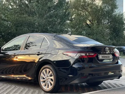 Toyota Camry 2022 года за 12 500 000 тг. в Шымкент