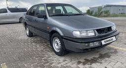 Volkswagen Passat 1994 годаүшін1 250 000 тг. в Степногорск