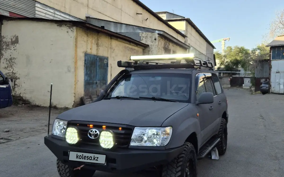 Toyota Land Cruiser