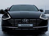 Hyundai Sonata 2022 года за 13 400 000 тг. в Астана – фото 4