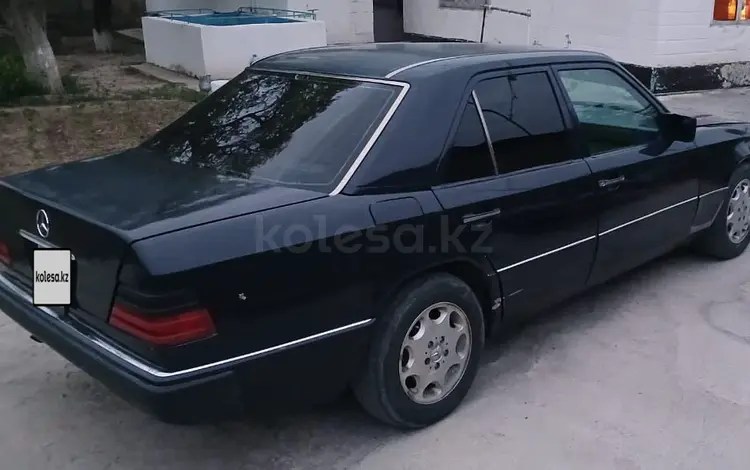Mercedes-Benz E 220 1992 года за 1 300 000 тг. в Шымкент