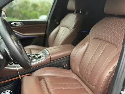 BMW X5 2018 года за 33 000 000 тг. в Шымкент – фото 15