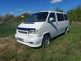 Volkswagen Multivan 1995 года за 4 500 000 тг. в Уральск