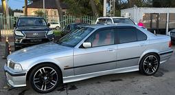 BMW 328 1997 года за 2 800 000 тг. в Алматы – фото 2