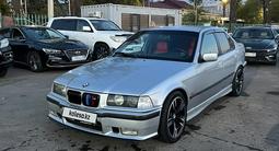 BMW 328 1997 года за 2 800 000 тг. в Алматы