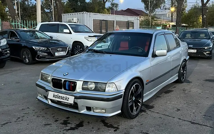 BMW 328 1997 года за 2 800 000 тг. в Алматы