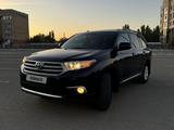 Toyota Highlander 2013 годаfor11 000 000 тг. в Актобе – фото 2