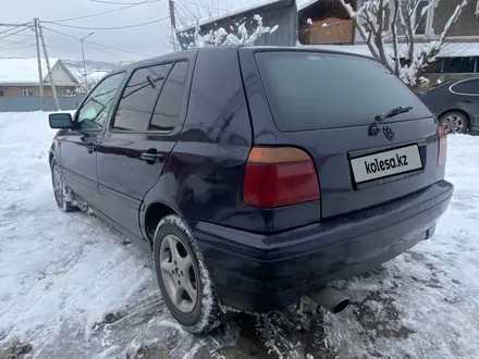 Volkswagen Golf 1995 года за 1 200 000 тг. в Алматы – фото 4