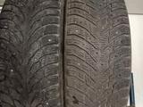 Зимние шипованные шины 185 65 15 Nokian за 25 000 тг. в Павлодар