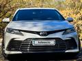 Toyota Camry 2021 года за 21 000 000 тг. в Алматы – фото 4