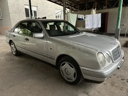 Mercedes-Benz E 280 1996 года за 3 800 000 тг. в Алматы – фото 3