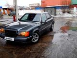 Mercedes-Benz E 200 1993 года за 777 777 тг. в Петропавловск – фото 3