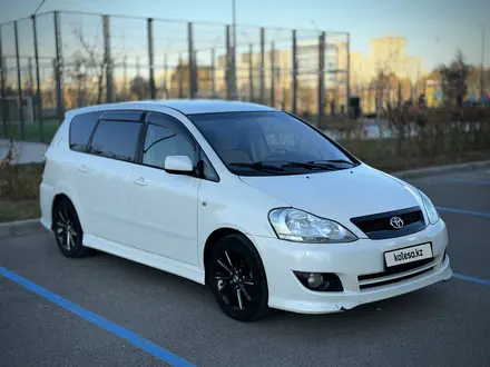 Toyota Ipsum 2008 года за 5 650 000 тг. в Астана