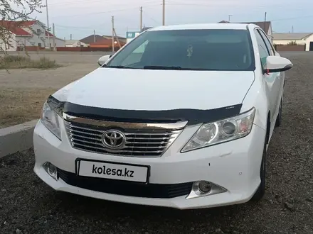 Toyota Camry 2013 года за 9 500 000 тг. в Атырау – фото 4