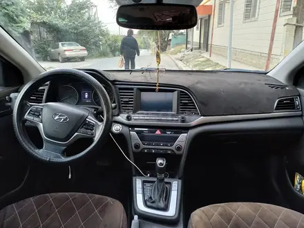 Hyundai Elantra 2016 года за 5 600 000 тг. в Алматы – фото 17