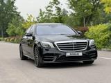 Mercedes-Benz S 560 2018 года за 44 500 000 тг. в Алматы – фото 4