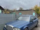 Mercedes-Benz E 200 1986 годаүшін900 000 тг. в Караганда – фото 3