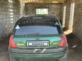 Renault Clio 2000 года за 1 200 000 тг. в Уральск – фото 3