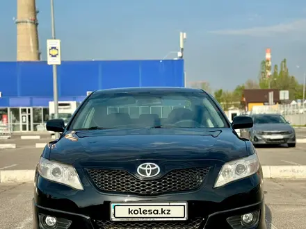 Toyota Camry 2010 года за 7 100 000 тг. в Алматы