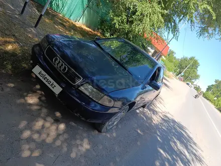 Audi A4 1996 года за 1 900 000 тг. в Алматы – фото 4