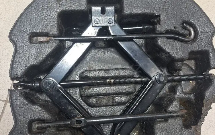 Набор домкрат Соната К5 К7 за 12 000 тг. в Астана