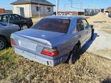 Mercedes-Benz E 220 1992 годаүшін400 000 тг. в Алматы