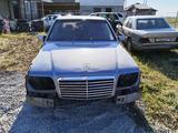 Mercedes-Benz E 220 1992 годаүшін400 000 тг. в Алматы – фото 5