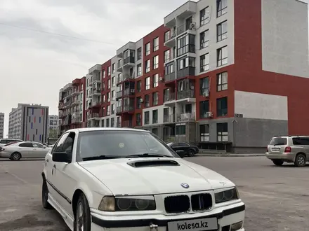 BMW 325 1993 года за 1 250 000 тг. в Алматы