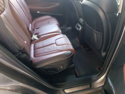 Hyundai Santa Fe 2023 года за 16 900 000 тг. в Алматы – фото 17
