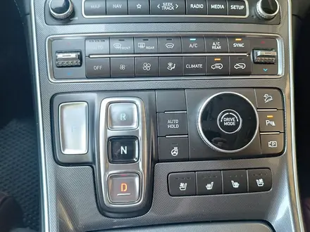 Hyundai Santa Fe 2023 года за 16 900 000 тг. в Алматы – фото 25