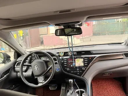Toyota Camry 2018 года за 12 500 000 тг. в Алматы – фото 8