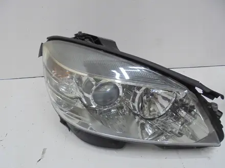 Фары для Mercedes-Benz W204 C класс дорестайлинг за 120 000 тг. в Алматы – фото 2